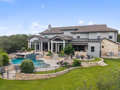 Living area at 277 Paintbrush PATH - 6 bed 5 bath home