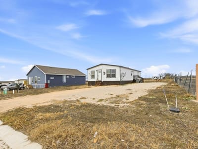 Primary bedroom at 279 Pajarilla Pass - 3 bed 2 bath home