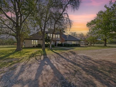 Property photo 5 at 28 Country Oaks DR - 5 bed 4 bath home