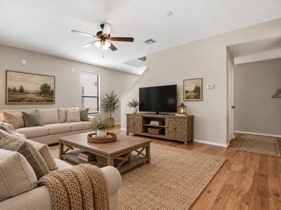 Photo 4 of 25 at 280 Cordero DR - 3 bed 2 bath home