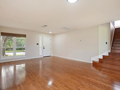 Property photo 5 at 2801 Butler National DR - 5 bed 3 bath home
