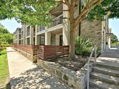 Living area at 2801 Dulce LN Unit #722 - 2 bed 2 bath home