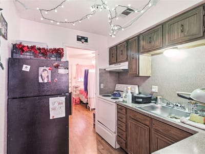 Bathroom at 2801 Hemphill PARK Unit #A103 - 1 bed 1 bath home