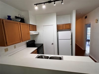 Primary bedroom at 2801 Rio Grande ST Unit #203 - 2 bed 2 bath home