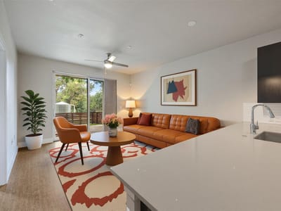 Living area at 2804 Treble LN Unit #902 - 1 bed 1 bath home