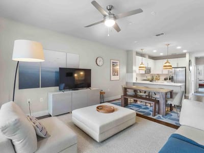 Living area at 2804 Treble Ln Unit #931 - 2 bed 1 bath home