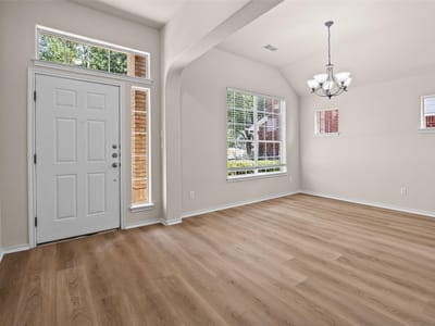 Property photo 4 at 2805 Centennial Olympic PARK - 3 bed 2 bath home