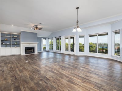 Living area at 2807 Declaration CIR - 3 bed 2 bath home