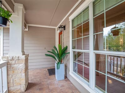 Living area at 281 Hutton DR - 4 bed 2 bath home