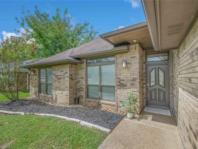 Kitchen at 2810 Rayado CT - 3 bed 2 bath home
