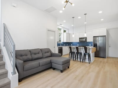 Property photo 4 at 2811 Garwood ST Unit #A - 3 bed 3 bath home