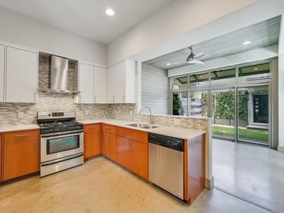 Photo 5 of 20 at 2822 Wooldridge DR Unit #B - 2 bed 2 bath home