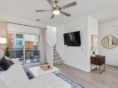 Primary bedroom at 2827 Manor Rd Unit #3102 - 2 bed 1 bath home