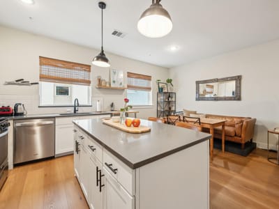 Kitchen at 2827 Manor RD Unit #3104 - 1 bed 1 bath home