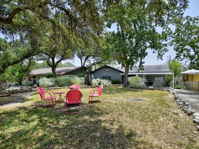 Kitchen at 284 Lake Forest - 3 bed 1 bath home