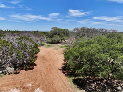 Living area at 285 Donnie Dr - Hurst Place Ph 6, Lampasas, TX