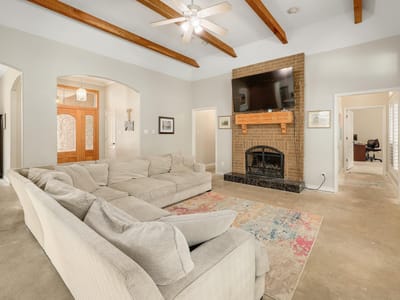 Primary bedroom at 286 Arbors CIR - 4 bed 3 bath home