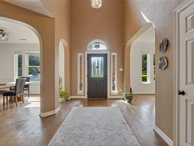 Photo 5 of 37 at 29 Forest Mesa - 4 bed 3 bath home
