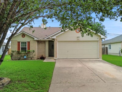 Kitchen at 290 Bailey LOOP - 3 bed 2 bath home