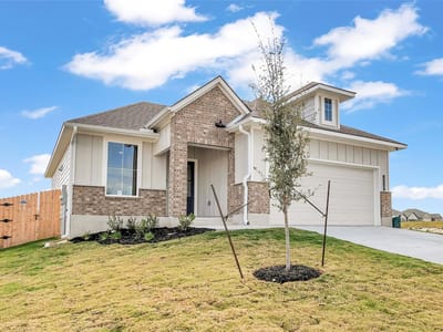 Living area at 290 Boatright Blvd - 3 bed 2 bath home
