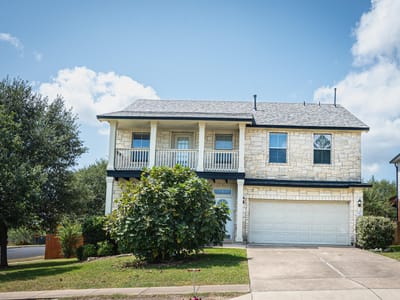 Property photo 2 at 2901 Fleet Dr - 3 bed 2 bath home