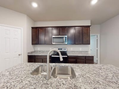 Bathroom at 2903 Creekside Hills BLVD - 3 bed 2 bath home