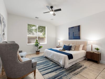 Bathroom at 2904 Centennial Olympic PARK - 3 bed 2 bath home