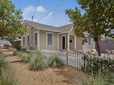 Primary bedroom at 2905 Rio Grande ST - 2 bed 1 bath home