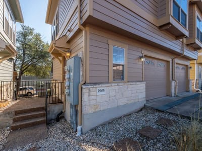 Primary bedroom at 2905 Saville Loop - 1 bed 1 bath home