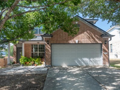 Property photo 2 at 2909 Fleet DR - 3 bed 2 bath home