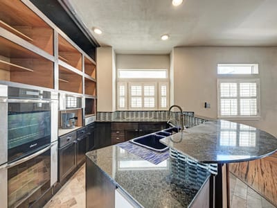 Photo 4 of 40 at 2918 Ranch Road 620 Unit #V270 - 3 bed 2 bath home