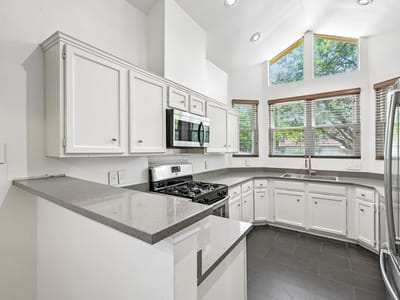 Property photo 4 at 2919 Jubilee TRL - 3 bed 2 bath home