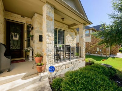 Living area at 292 Swallowtail DR - 4 bed 3 bath home