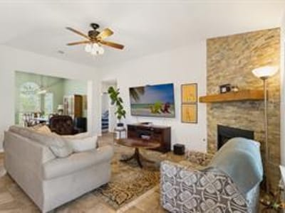 Property photo 4 at 293 Donatello ST - 5 bed 2 bath home