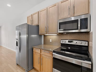 Property photo 5 at 2931 E 12th ST Unit #206 - 1 bed 1 bath home