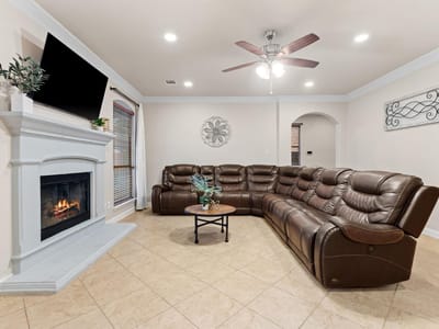 Primary bedroom at 2934 Magellan WAY - 4 bed 3 bath home