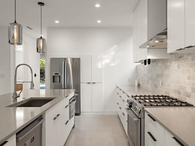 Photo 5 of 40 at 2935 Pannell ST - 6 bed 4 bath home