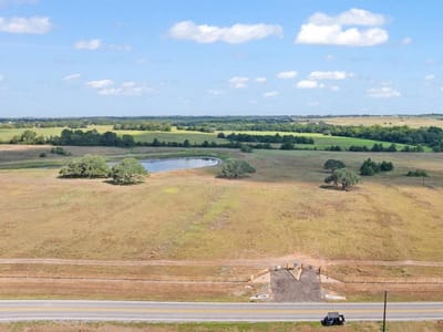 Photo 3 of 20 at 2961 FM 956 - Schulenburg, Schulenburg, TX
