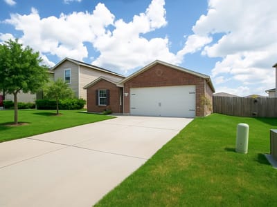 Living area at 297 Koontz Loop - 3 bed 2 bath home