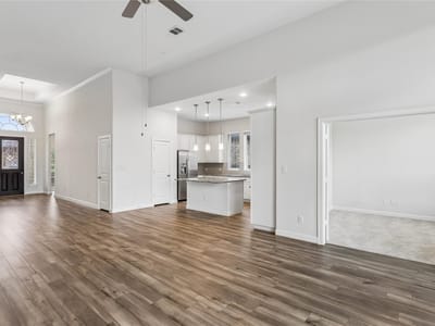Bathroom at 298 Wild Pecan LOOP - 3 bed 2 bath home