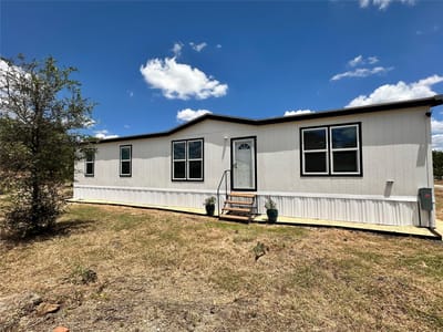 Property photo 3 at 30 Tower Rd - 4 bed 2 bath home