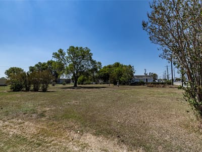 Primary bedroom at 300 Blackjack St - n/a, Lockhart, TX
