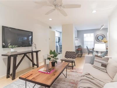 Living area at 300 Crockett St Unit #116 - 3 bed 2 bath home