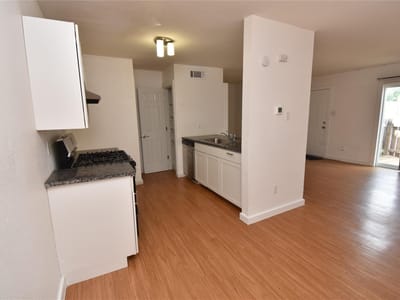 Property photo 2 at 300 E Croslin ST Unit #114 - 2 bed 1 bath home