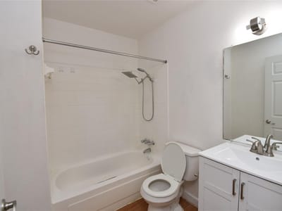 Property photo 4 at 300 E Croslin ST Unit #114 - 2 bed 1 bath home