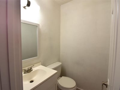 Property photo 5 at 300 E Croslin ST Unit #114 - 2 bed 1 bath home