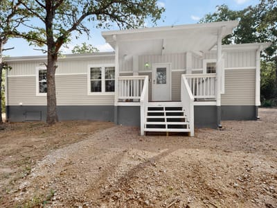 Living area at 300 Flaming Oak DR - 3 bed 2 bath home