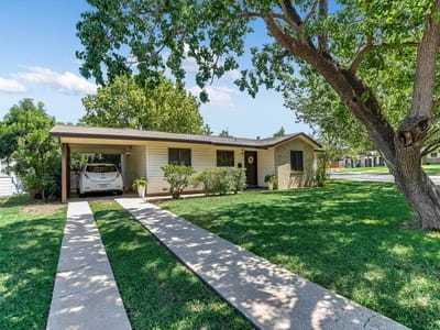 Property photo 3 at 3000 Firwood DR - 3 bed 1 bath home