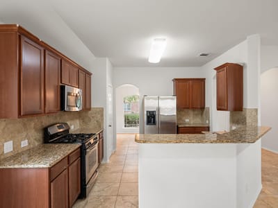 Photo 2 of 29 at 3000 Grand Mission WAY - 3 bed 2 bath home