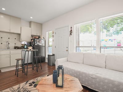 Living area at 3000 Guadalupe ST Unit #102 - 1 bed 1 bath home